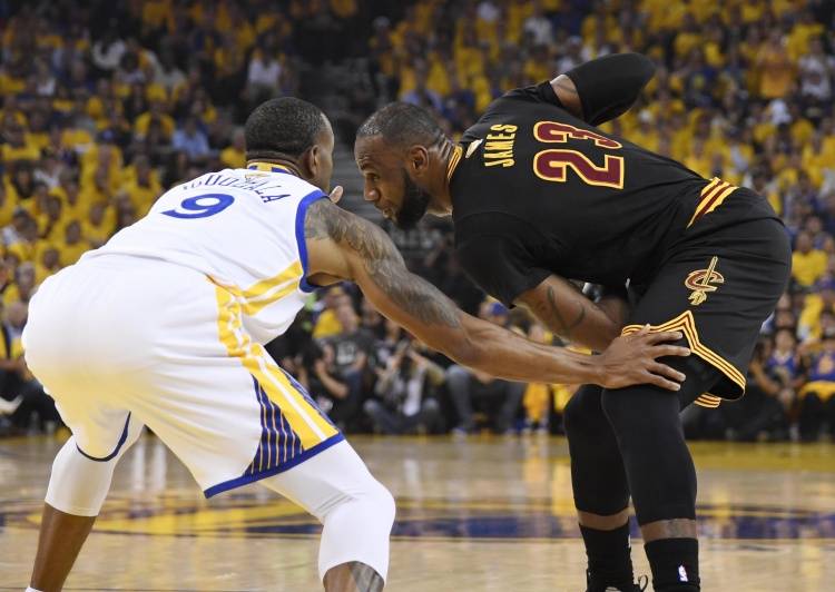 kaiyun-巴特勒焦点对战，詹姆斯与80激战曼联分钟，表现优异胜负难料！-kaiyun