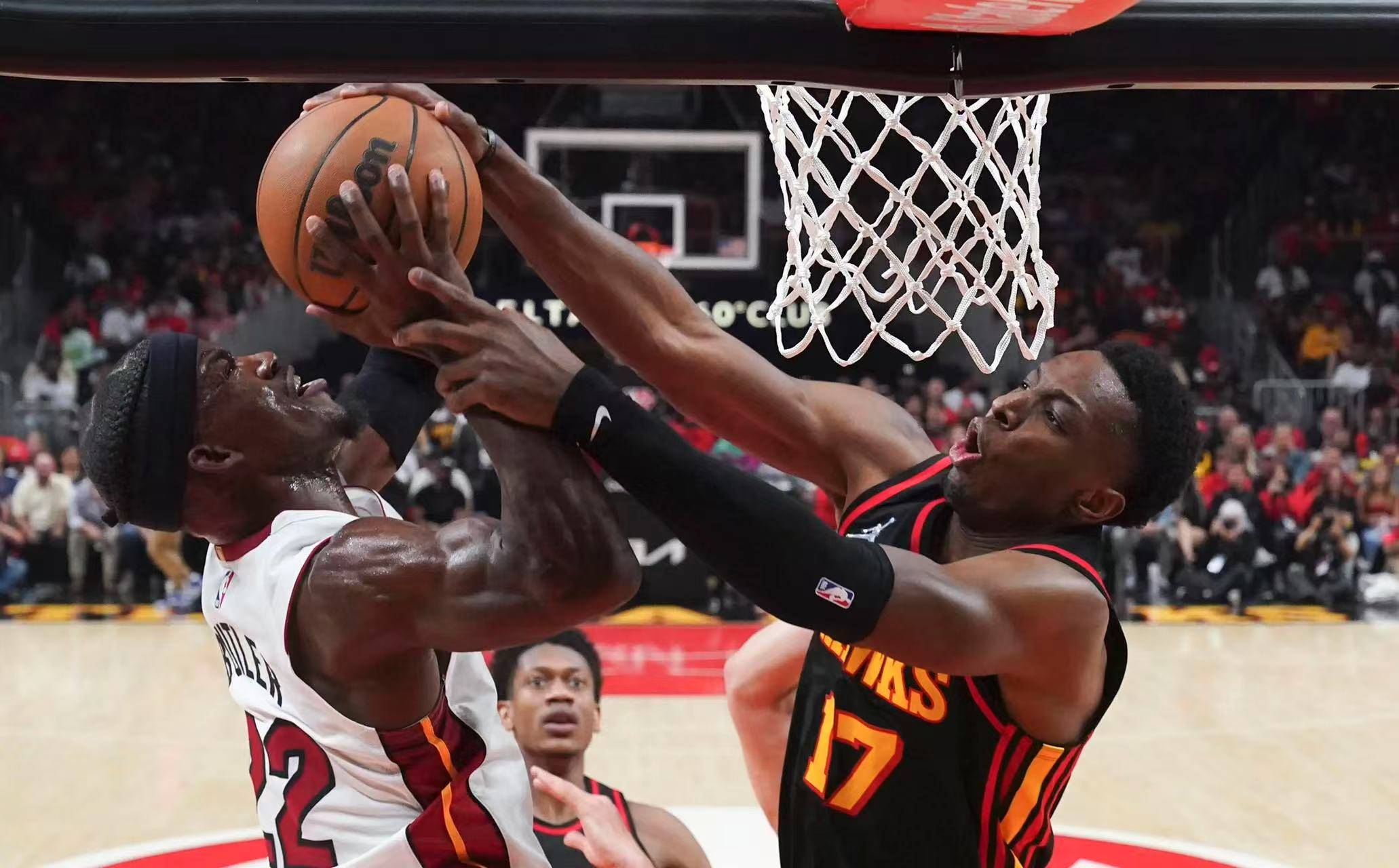 开云-巴特勒重要时刻大比分获胜，MAD带队取胜！-开云