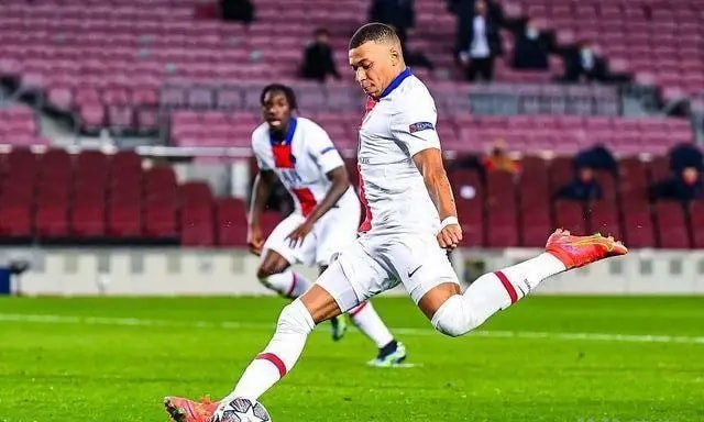 开云官网-里程碑夜！浙江队外线爆发；西甲集结日刷纪录；质疑声仍在；数据趋势出现新变化的简单介绍-开云官网