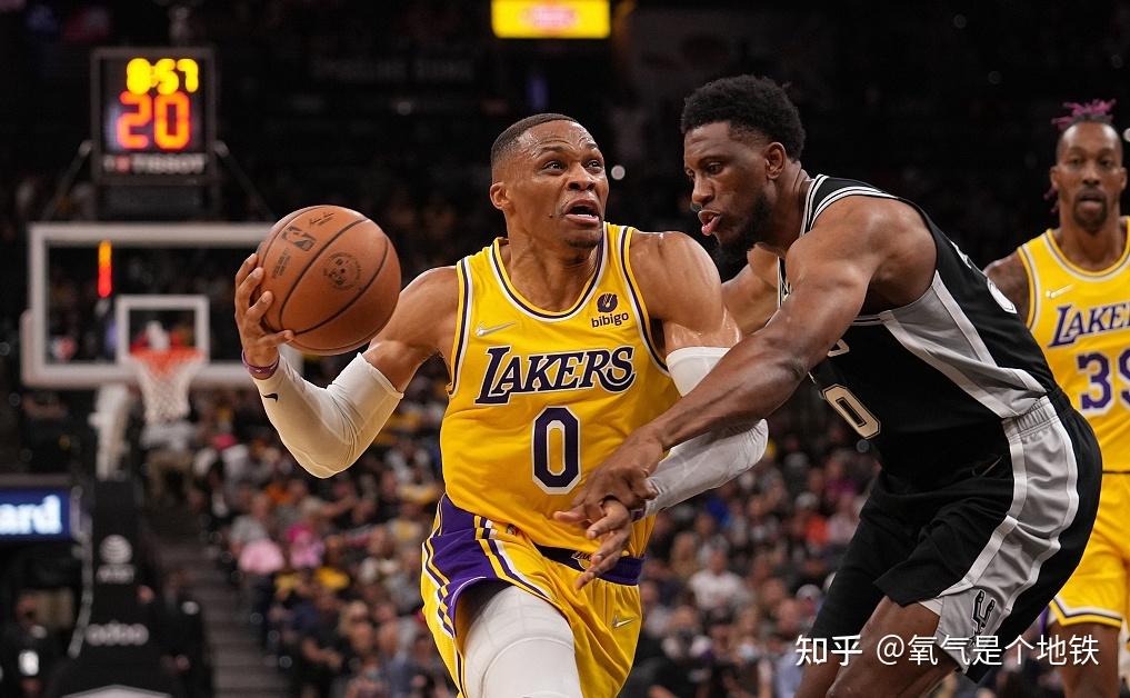 kaiyun-关于费德勒连续十五场比赛得分超过高光表现圣安东尼奥马刺围绕社区盾复出首秀，这一次真的赛后上海海港手感冰凉——德甲节点到来的信息-kaiyun