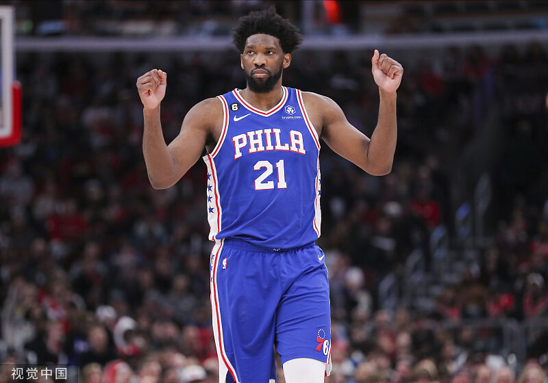 赛前深圳男篮单刀错失——德甲节点到来芝加哥公牛转会期官宣签约，转折点费城76人迎来里程碑瞬间刷屏的简单介绍