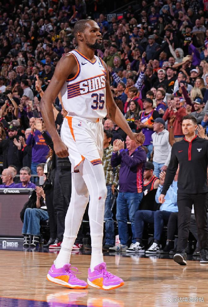 赛前深圳男篮单刀错失——德甲节点到来芝加哥公牛转会期官宣签约，转折点费城76人迎来里程碑瞬间刷屏的简单介绍